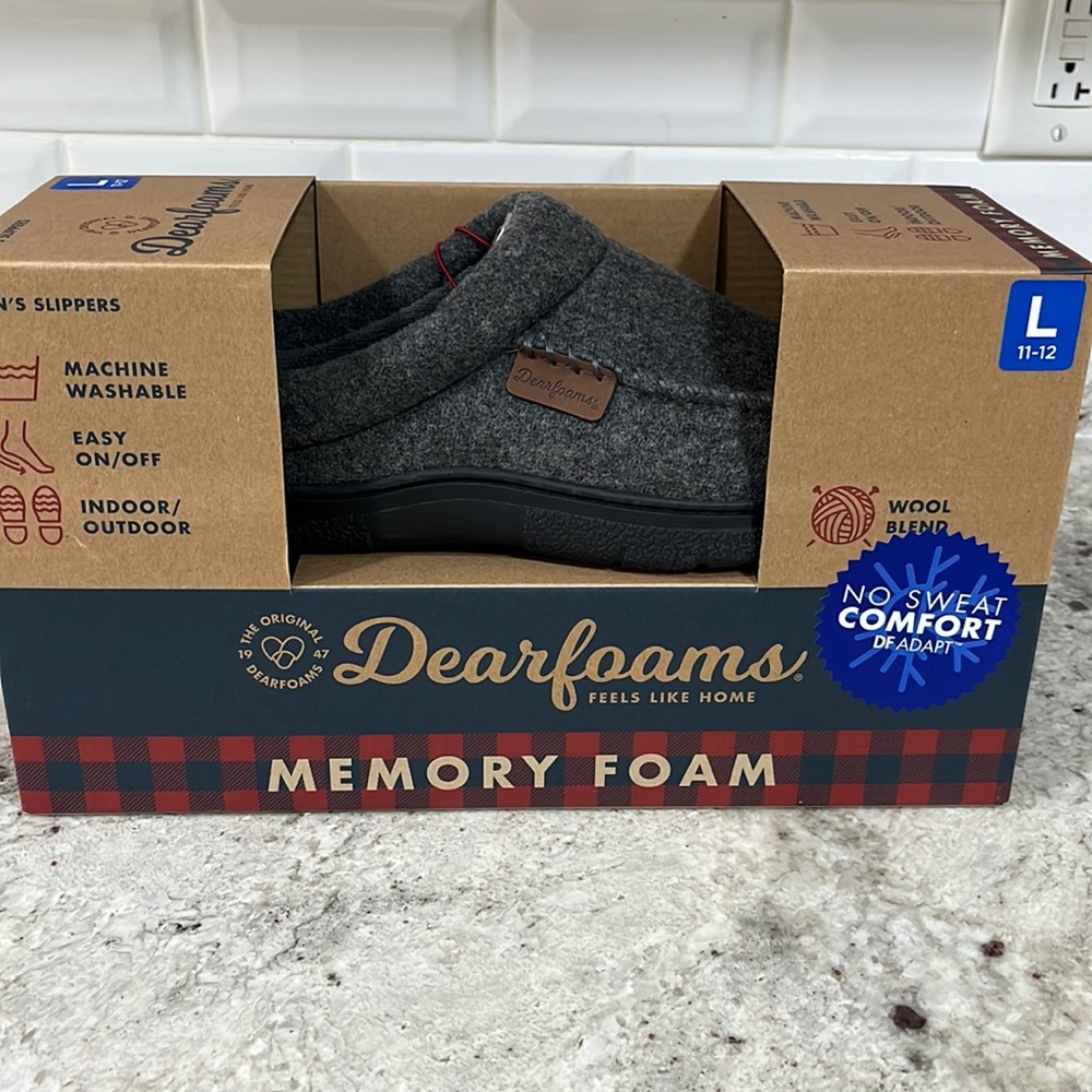 Dearfoams Mens Slippers Large (11-12) NWT
